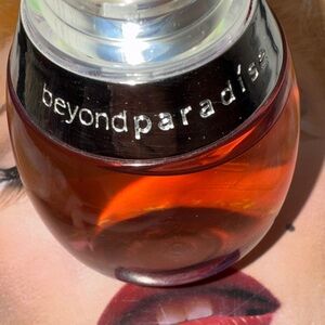 🦚🫦🦚 • 💎 Estée Lauder x Beyond Paradise 🦚🫦🦚 • 💎